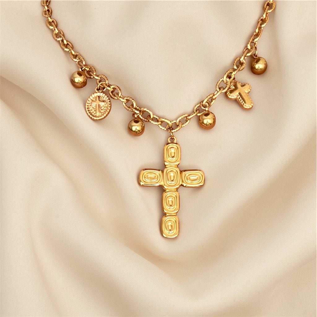 Collier breloque « Croix»