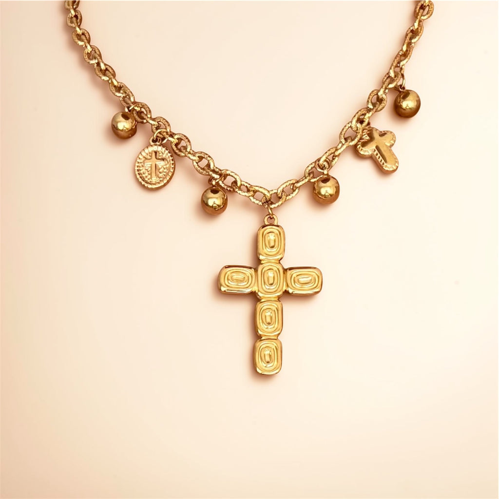 Collier breloque « Croix»
